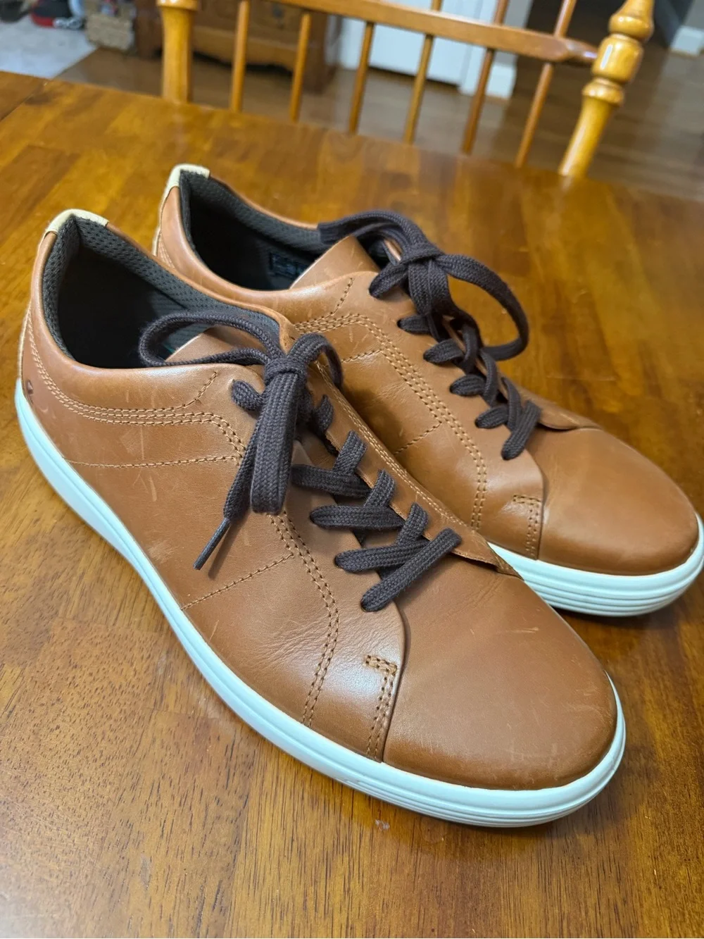 Worn 1x ECCO Classic Low Men’s Leather Sneaker Size 11 Medium Cognac Brown